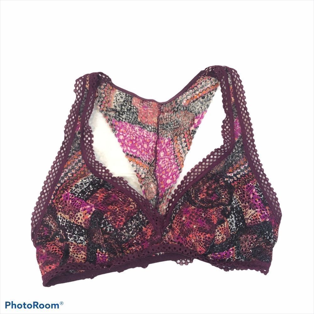 ‎Victoria’s Secret Lace Bralette Size small